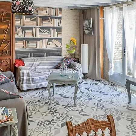 Holiday home Cozy In St,martin With Kitchen Fontenille-Saint-Martin-d'Entraigues